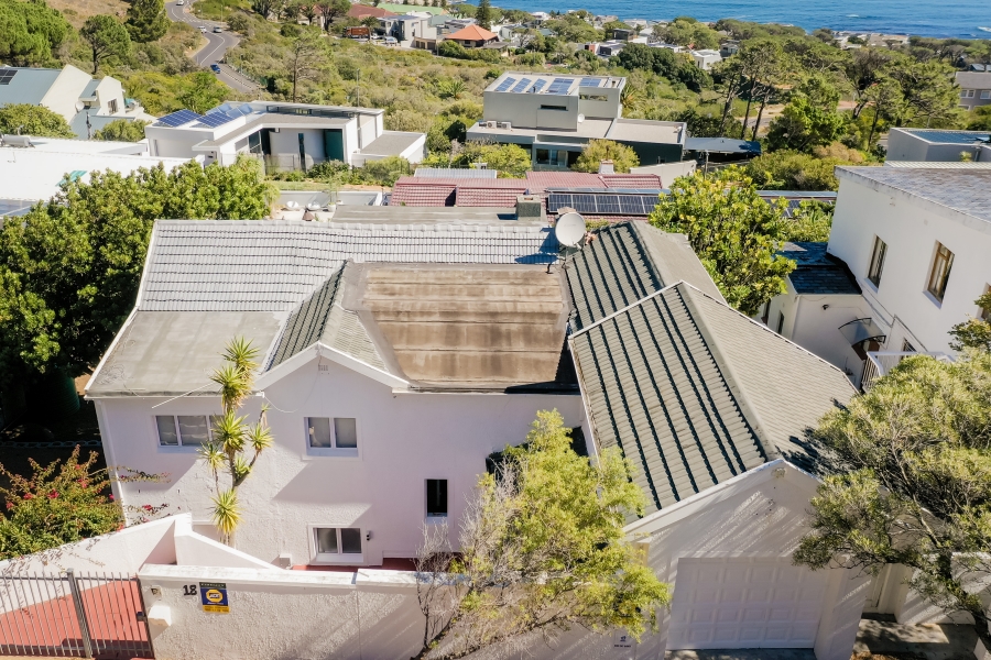 5 Bedroom Property for Sale in Camps Bay Western Cape